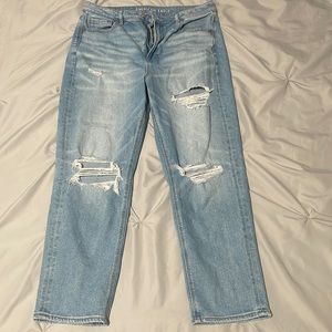 AE Stretch Ripped Mom Straight Jean